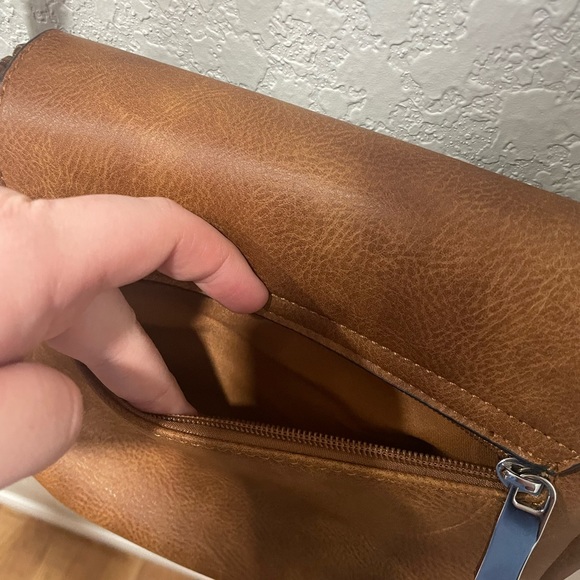 NEW Brown Faux Leather Fringe Crossbody Purse - Picture 5 of 14